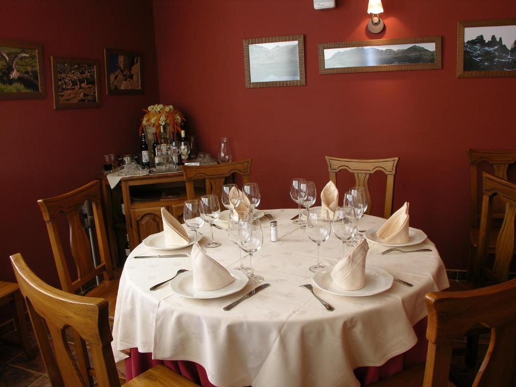 Hotel Rural La Dehesilla Barajas de Gredos Eksteriør bilde