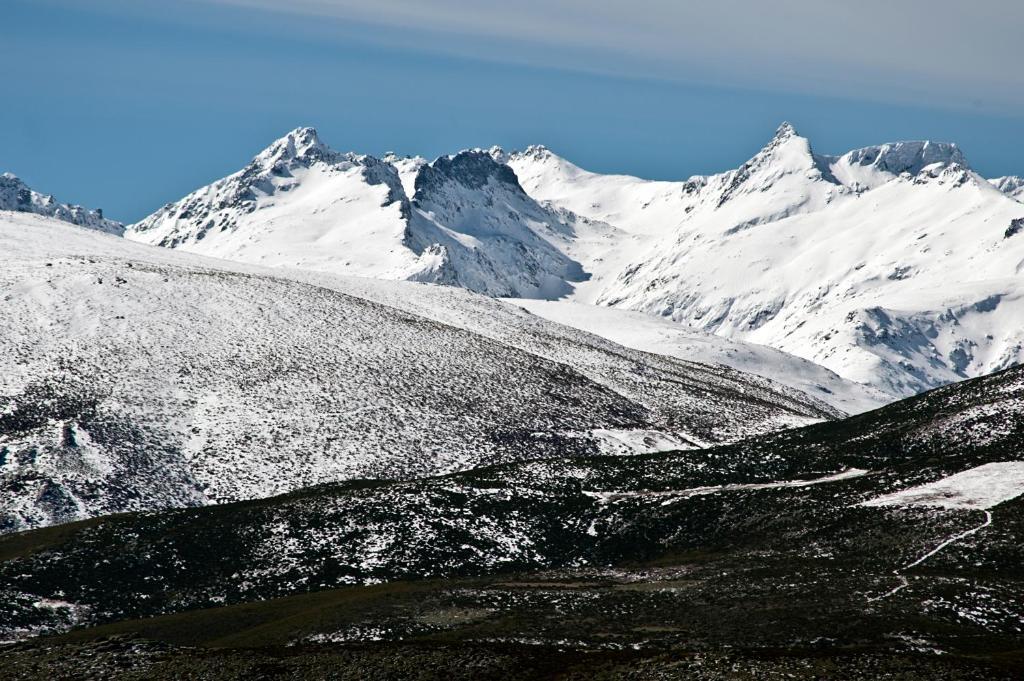 Hotel Rural La Dehesilla Barajas de Gredos Eksteriør bilde